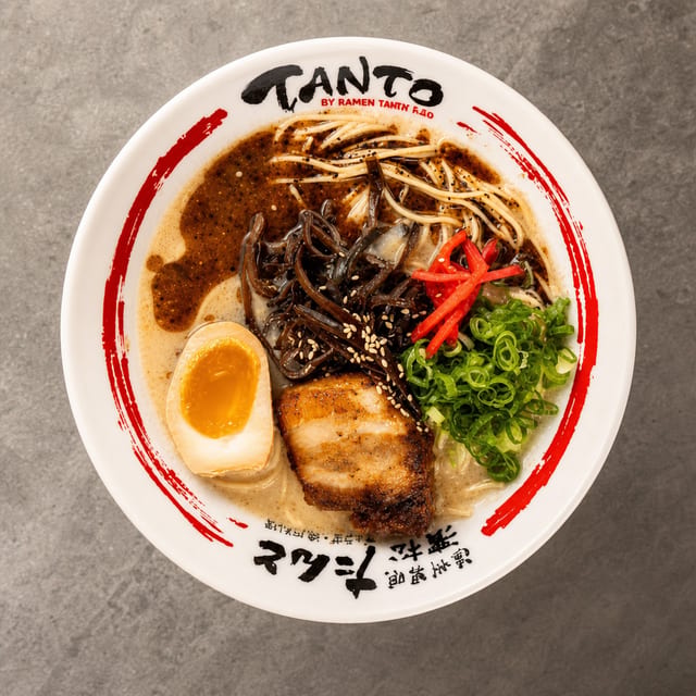 TANTO TONKOTSU BLACK RAMEN.